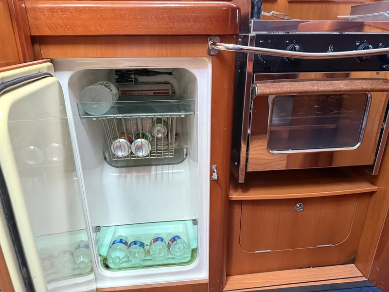 Slide: The Image of Upright Fridge - 6719525