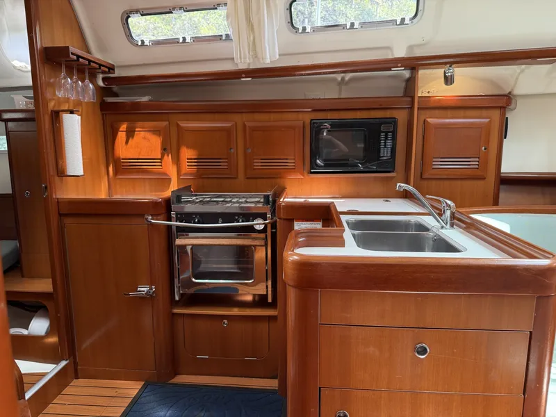 Slide: The Image of Beneteau 373 2007 - 6719530