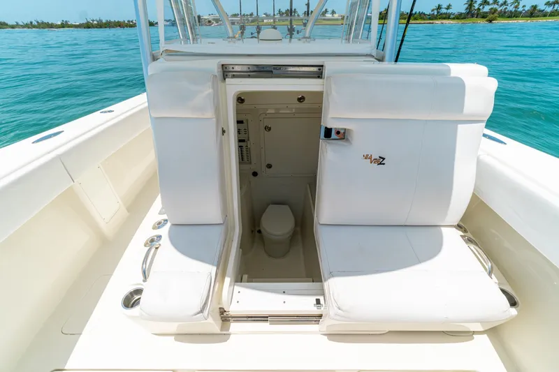 Slide: The Image of SeaVee 370Z 2018 - 6751330