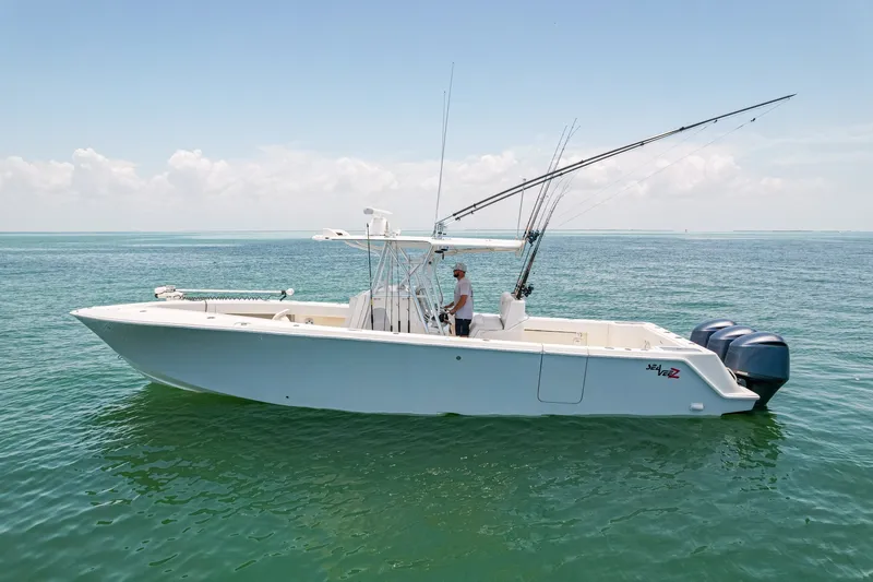 Slide: The Image of SeaVee 370Z 2018 - 6751310