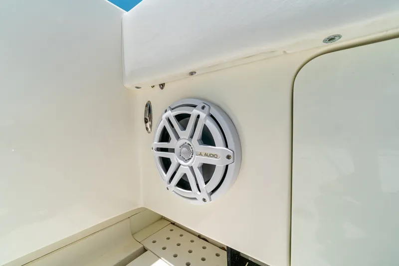 Slide: The Image of SeaVee 370Z 2018 - 6751331