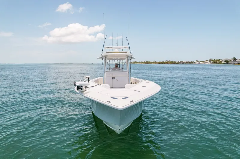 Slide: The Image of SeaVee 370Z 2018 - 6751312
