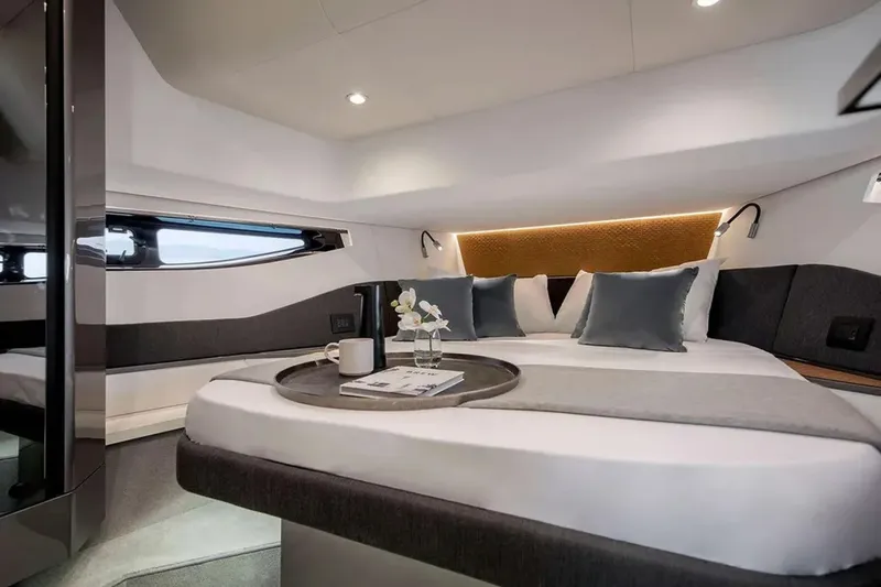 Slide: The Image of Azimut 48 2024 - 6751426