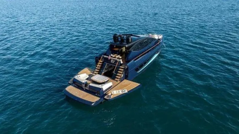 Slide: The Image of Lazzara 67 2023 - 6751525