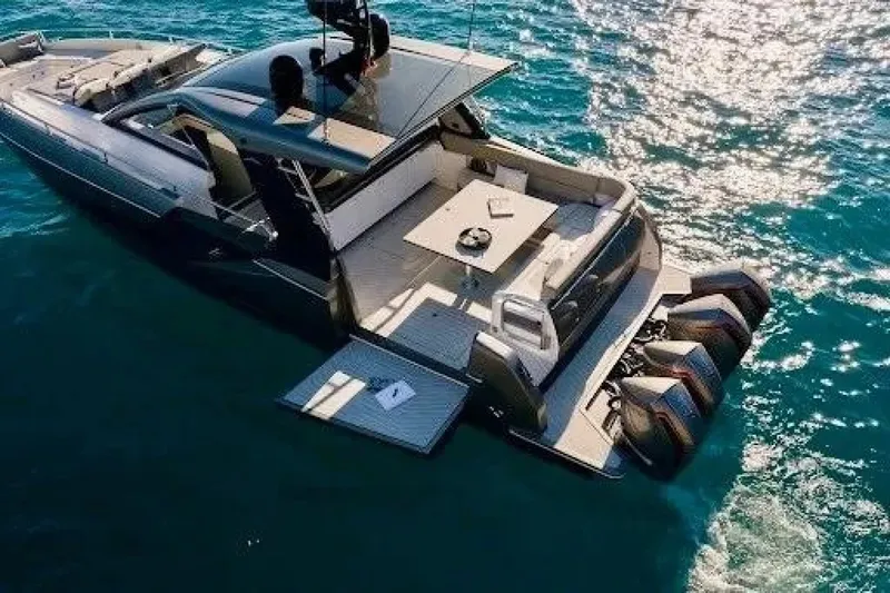 Slide: The Image of Azimut 47 2022 - 6751672