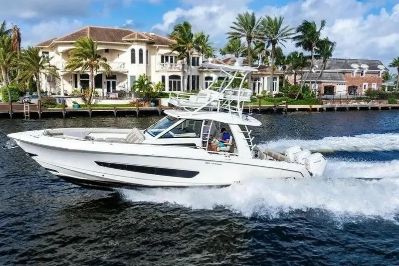 The Image of Boston Whaler 42 2022 - 6751688