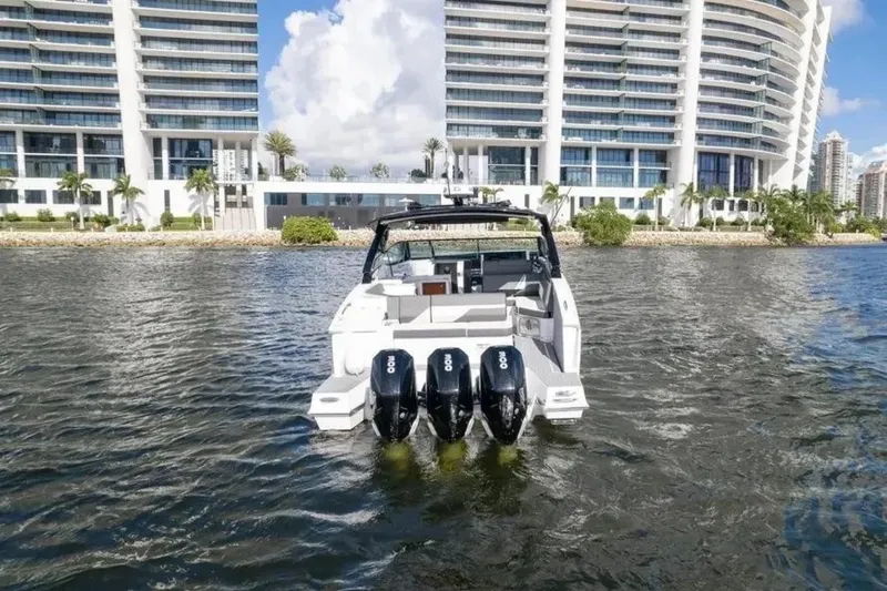 Slide: The Image of Cruisers 38 2021 - 6751751