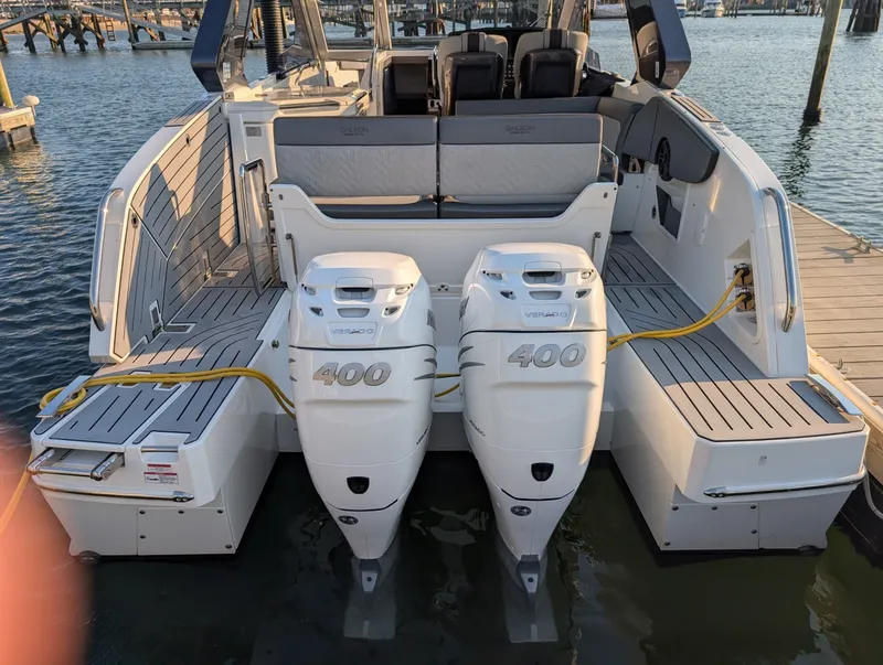 Slide: The Image of Galeon 32 2022 - 6751935