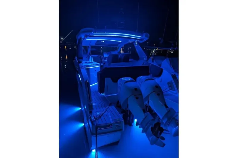 Slide: The Image of Galeon 32 2022 - 6751947