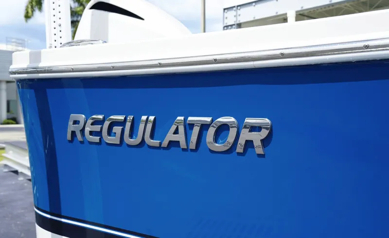 Slide: The Image of Regulator Marine 26XO 2021 - 6752320