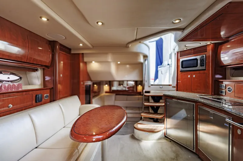 Slide: The Image of 2005 Sea Ray 390 Sundancer - 6757328