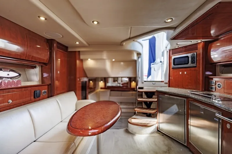 Slide: The Image of 2005 Sea Ray 390 Sundancer - 6752547