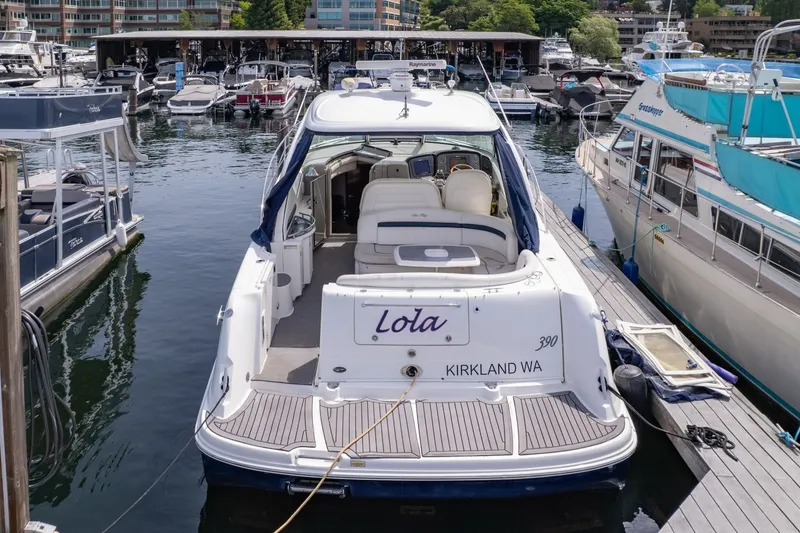 Slide: The Image of 2005 Sea Ray 390 Sundancer - 6757325