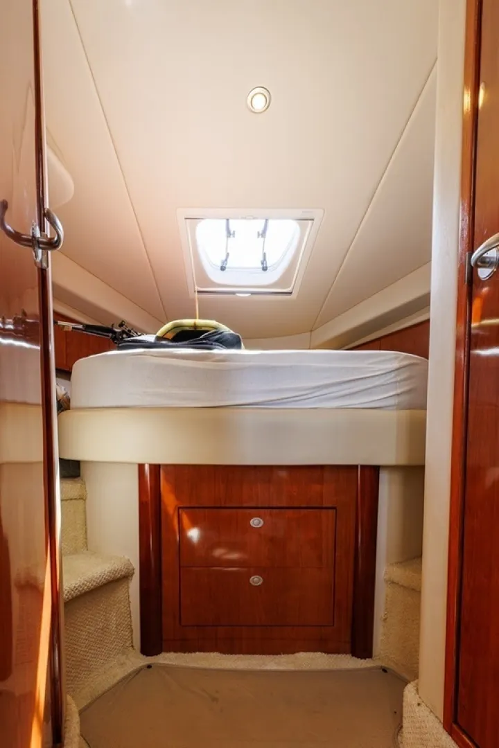 Slide: The Image of 2005 Sea Ray 390 Sundancer - 6752551