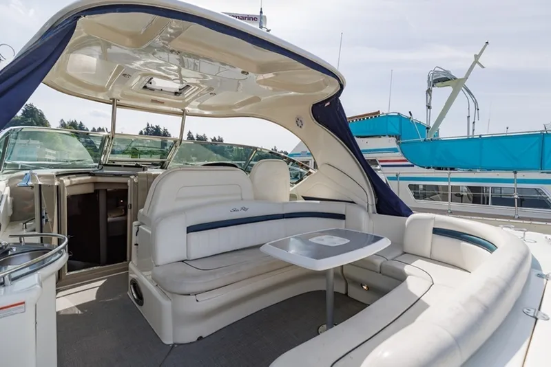 Slide: The Image of 2005 Sea Ray 390 Sundancer - 6752586
