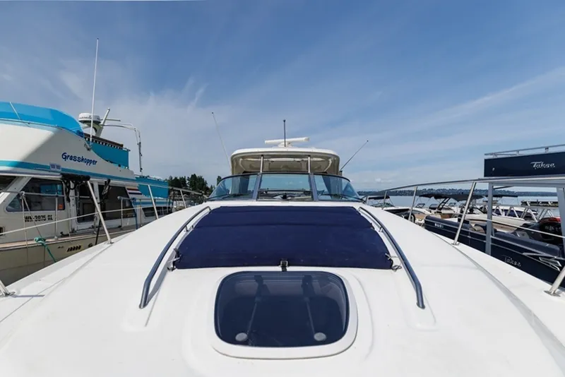 Slide: The Image of 2005 Sea Ray 390 Sundancer - 6752587
