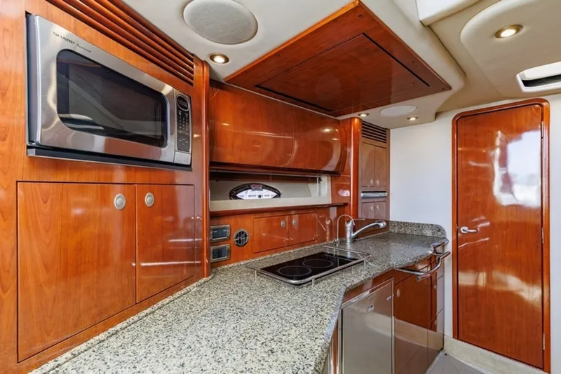 Slide: The Image of 2005 Sea Ray 390 Sundancer - 6752571