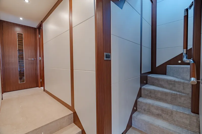 Slide: The Image of Ocean Alexander 100 Motoryacht 2019 - 6752848