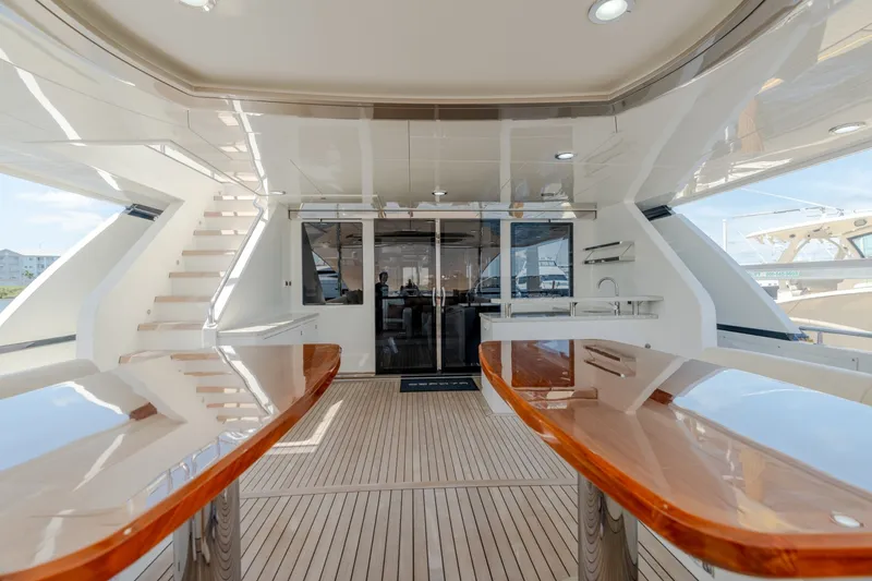 Slide: The Image of Ocean Alexander 100 Motoryacht 2019 - 6752862