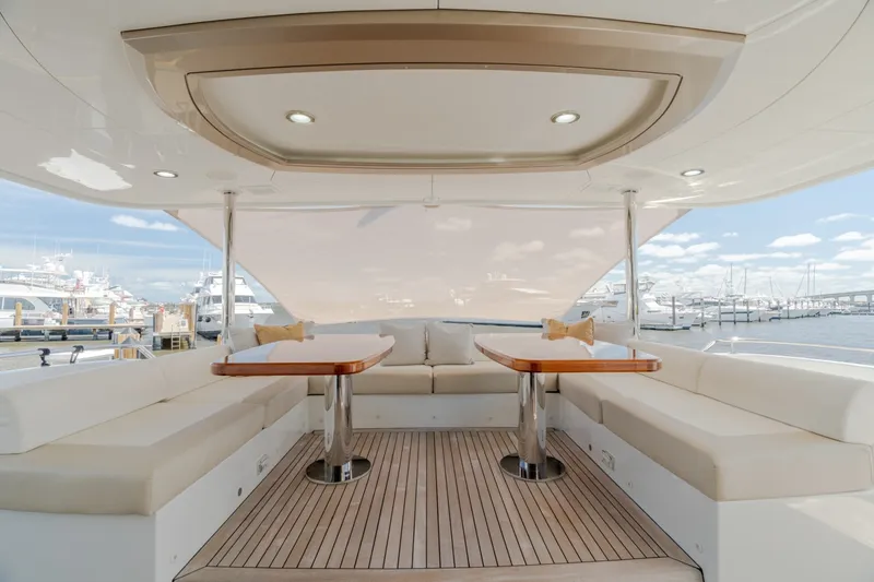 Slide: The Image of Ocean Alexander 100 Motoryacht 2019 - 6752856