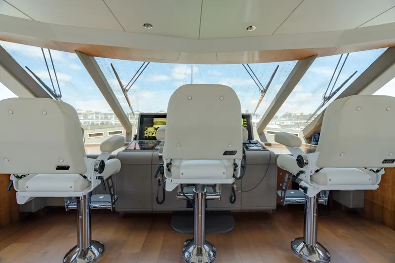 Slide: The Image of Ocean Alexander 100 Motoryacht 2019 - 6752821