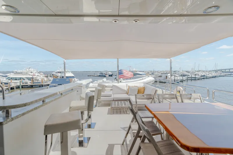 Slide: The Image of Ocean Alexander 100 Motoryacht 2019 - 6752869