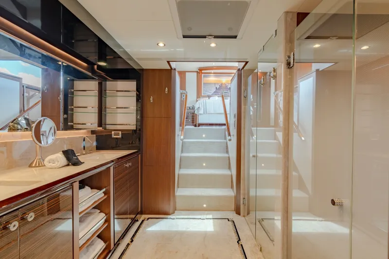 Slide: The Image of Ocean Alexander 100 Motoryacht 2019 - 6752833
