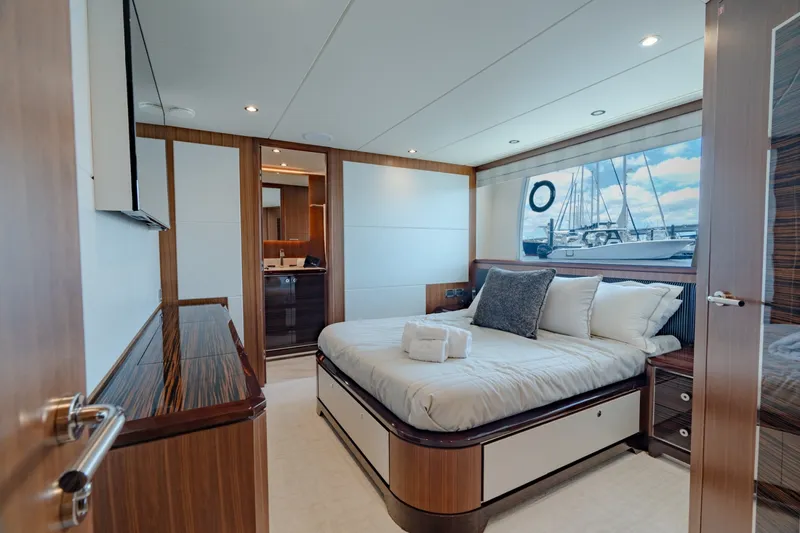 Slide: The Image of Ocean Alexander 100 Motoryacht 2019 - 6752844