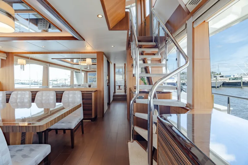 Slide: The Image of Ocean Alexander 100 Motoryacht 2019 - 6752813