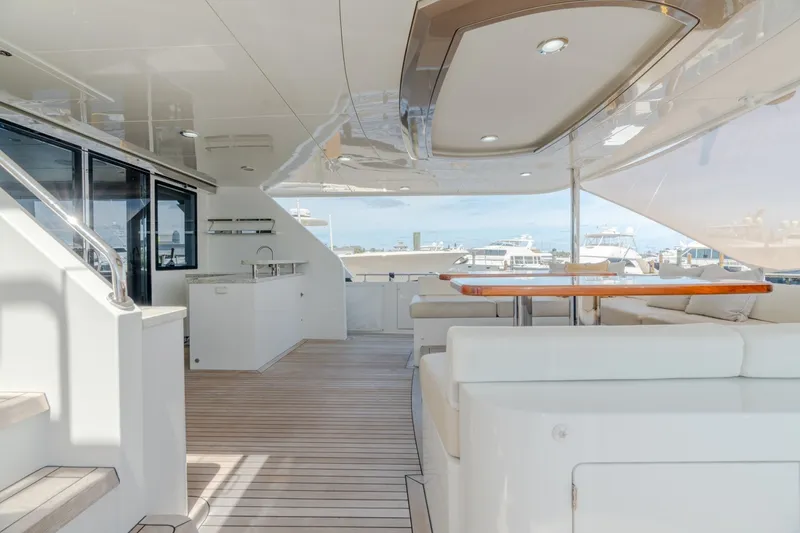 Slide: The Image of Ocean Alexander 100 Motoryacht 2019 - 6752860