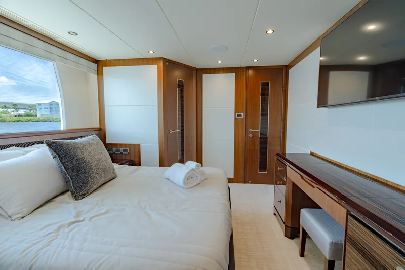 Slide: The Image of Ocean Alexander 100 Motoryacht 2019 - 6752847