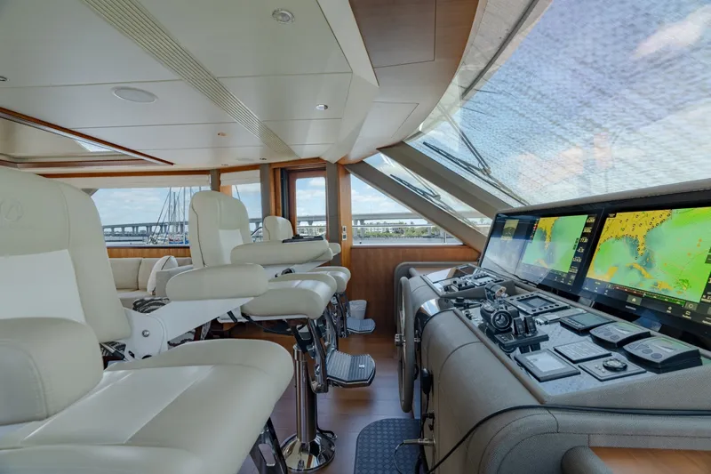 Slide: The Image of Ocean Alexander 100 Motoryacht 2019 - 6752823