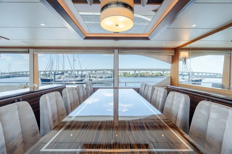 Slide: The Image of Ocean Alexander 100 Motoryacht 2019 - 6752810