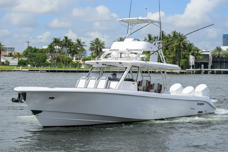 Slide: The Image of Everglades 45 GALLANT LADY - Port Bow Profile 2023 Everglades 455 Center Console GALLANT LADY - 7656359