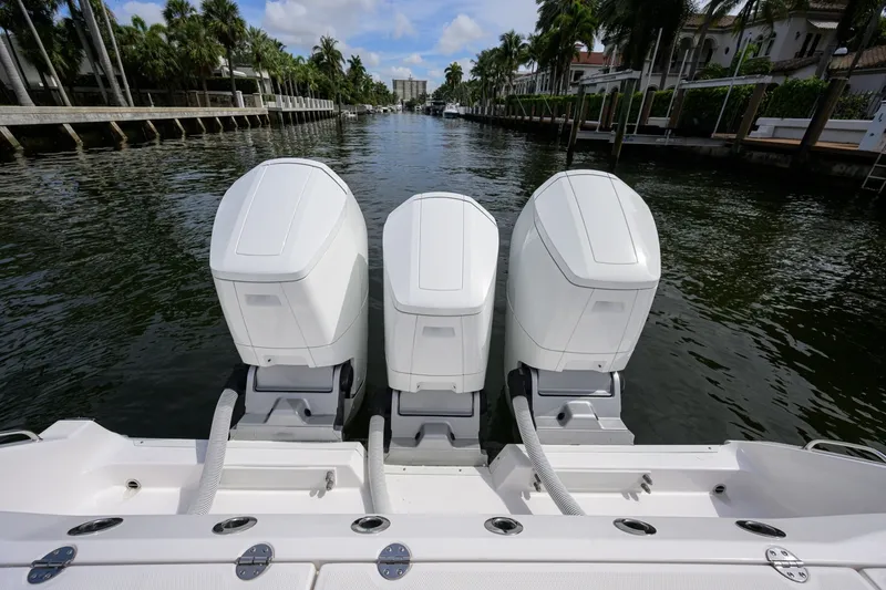 Slide: The Image of Everglades 45 GALLANT LADY - Triple Mercury Verado 2023 Everglades 455 Center Console GALLANT LADY - 7656357