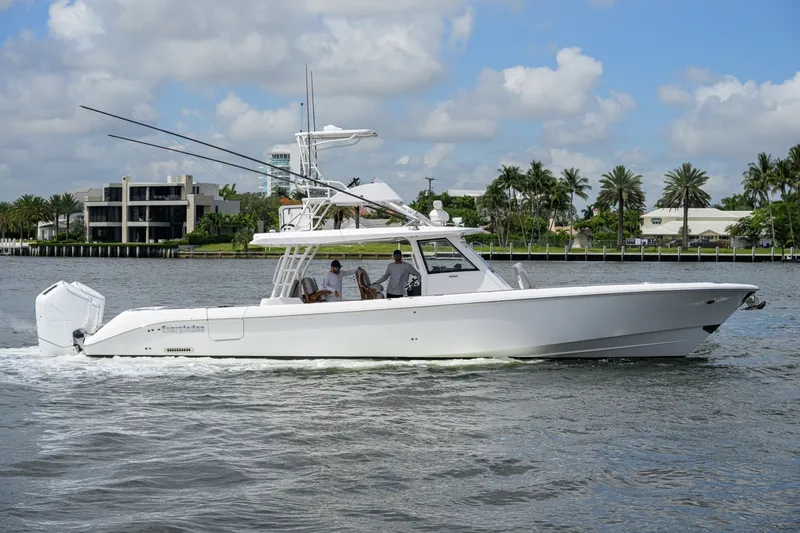 The Image of Everglades 45 GALLANT LADY - Starboard Profile 2023 Everglades 455 Center Console GALLANT LADY - 6753021