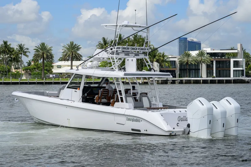 Slide: The Image of Everglades 45 GALLANT LADY - Port Aft Profile 2023 Everglades 455 Center Console GALLANT LADY - 7656361