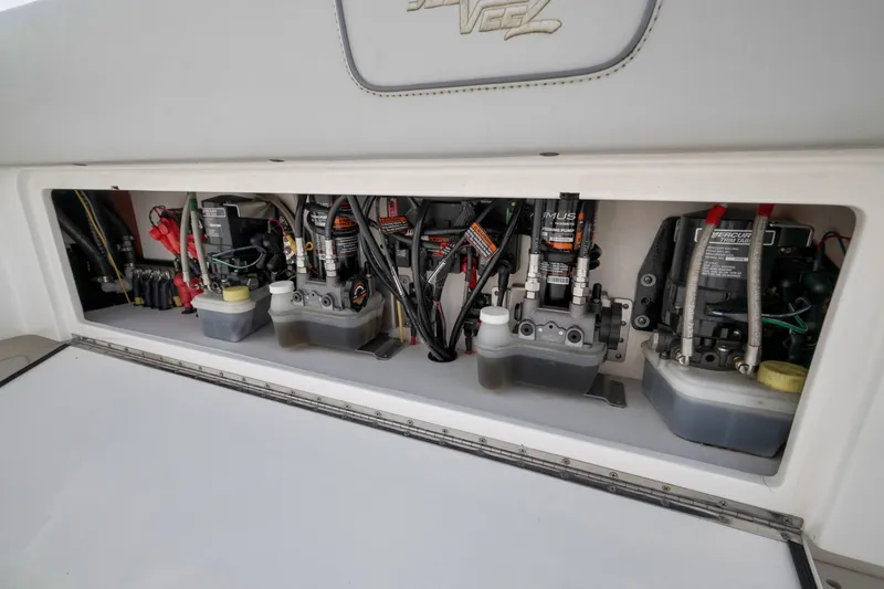 Slide: The Image of SeaVee 370Z 2022 - 6752954
