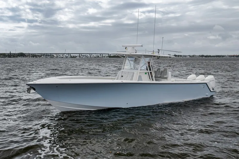 Slide: The Image of SeaVee 370Z 2022 - 6752919