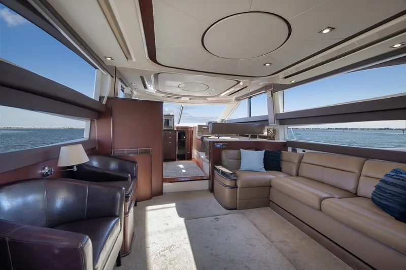 Slide: The Image of Meridian 441 Sedan 2012 - 6753137