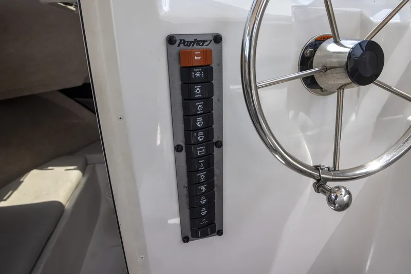 Slide: The Image of Parker Marine 25 2022 - 7088891