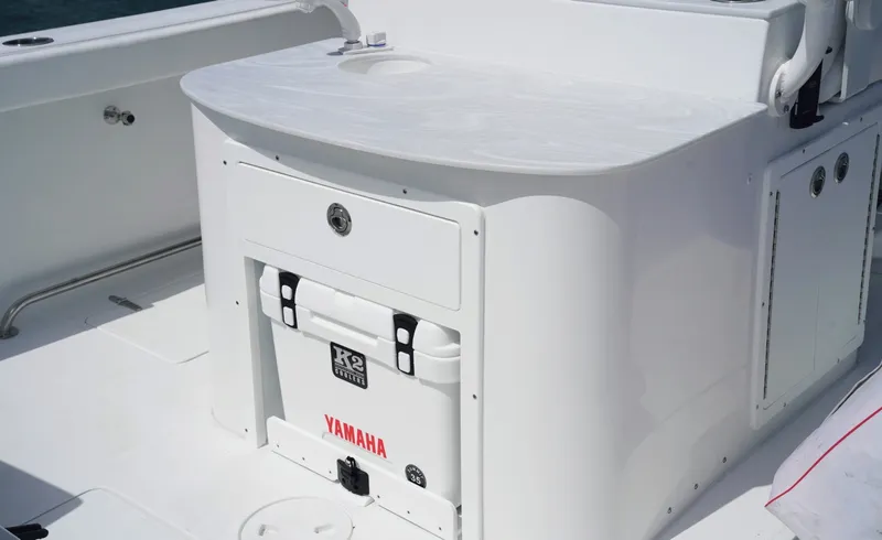 Slide: The Image of Sea Hunt Ultra 285FS 2027 - 6753640