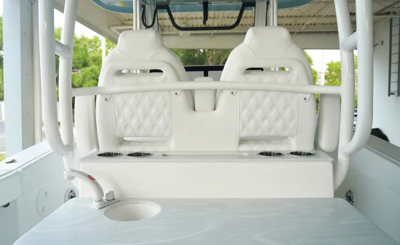 Slide: The Image of Sea Hunt Ultra 285FS 2027 - 6753647