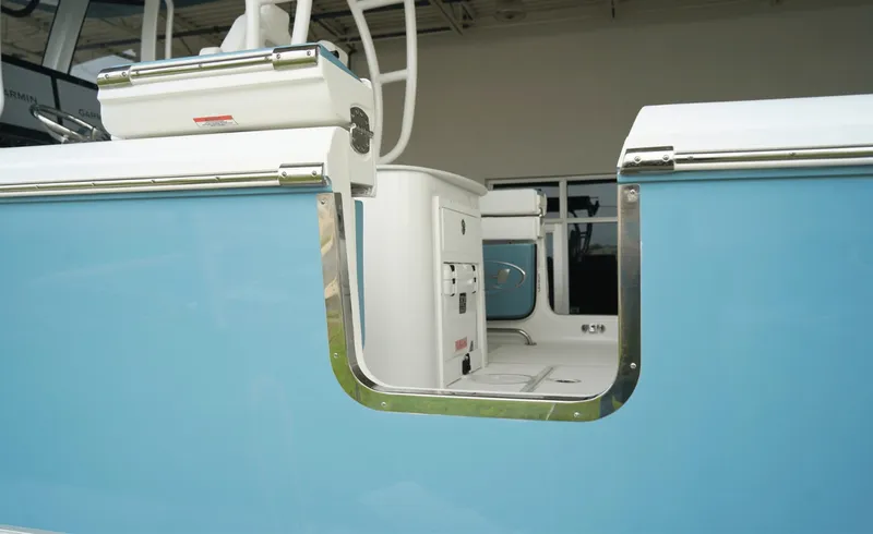 Slide: The Image of Sea Hunt Ultra 285FS 2027 - 6753711