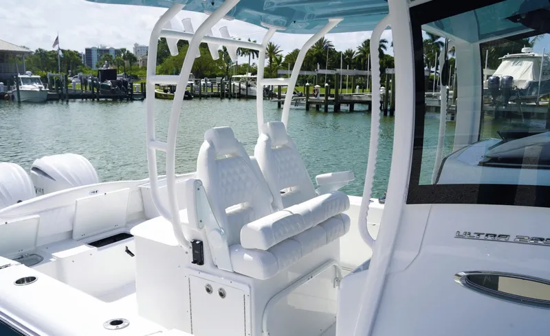Slide: The Image of Sea Hunt Ultra 285FS 2027 - 6753627