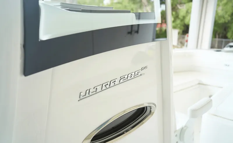 Slide: The Image of Sea Hunt Ultra 285FS 2027 - 6753624