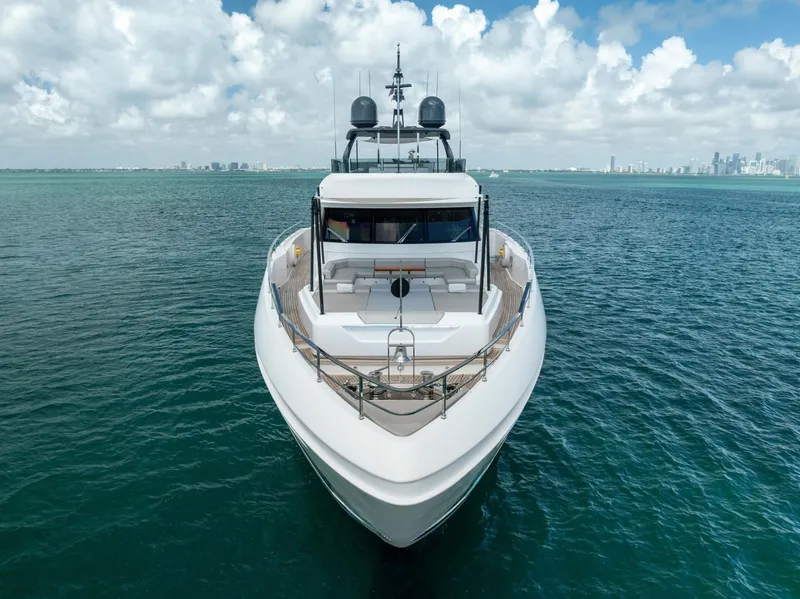 Slide: The Image of Custom 33 Navetta 2023 - 6753462