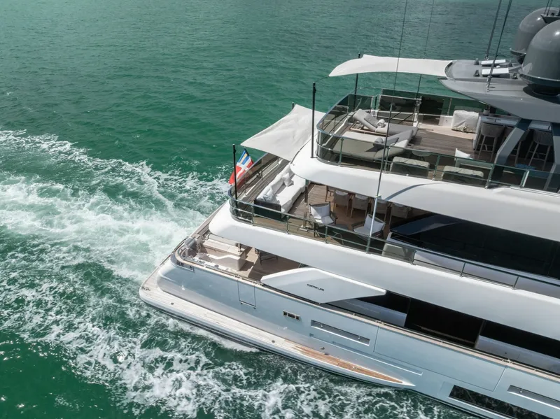 Slide: The Image of Custom 33 Navetta 2023 - 6753442
