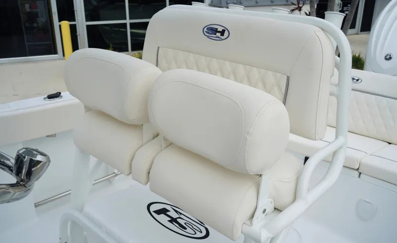 Slide: The Image of Sea Hunt Ultra 229 2027 - 6753819