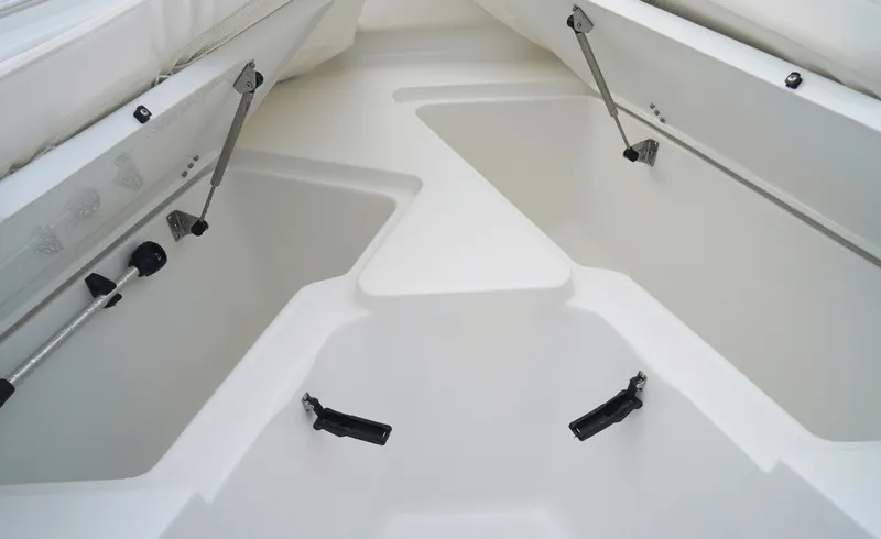 Slide: The Image of Sea Hunt Ultra 229 2027 - 6753827